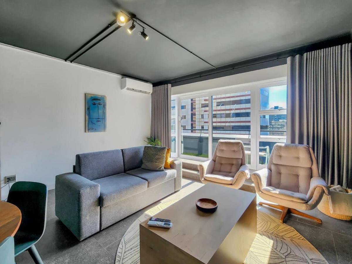 Hotel Blackbrick Foreshore